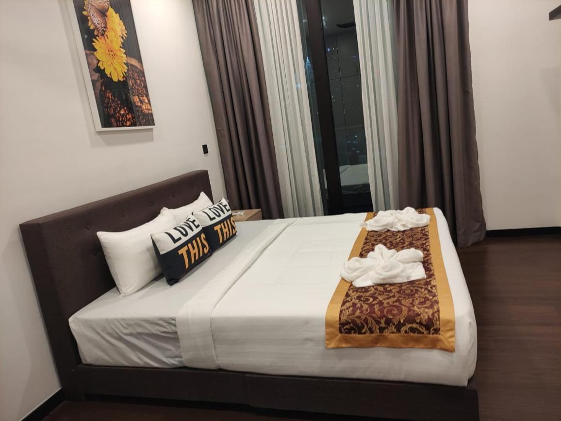 Opus Apartment