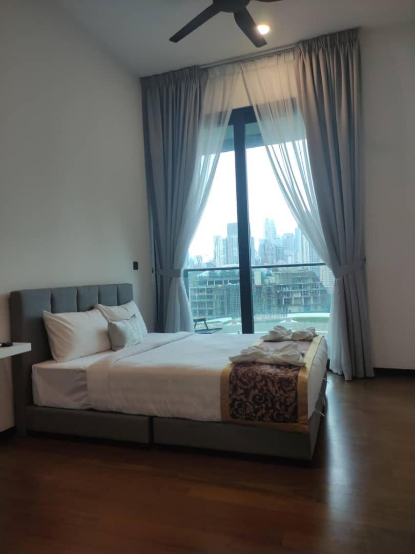 Opus Apartment *